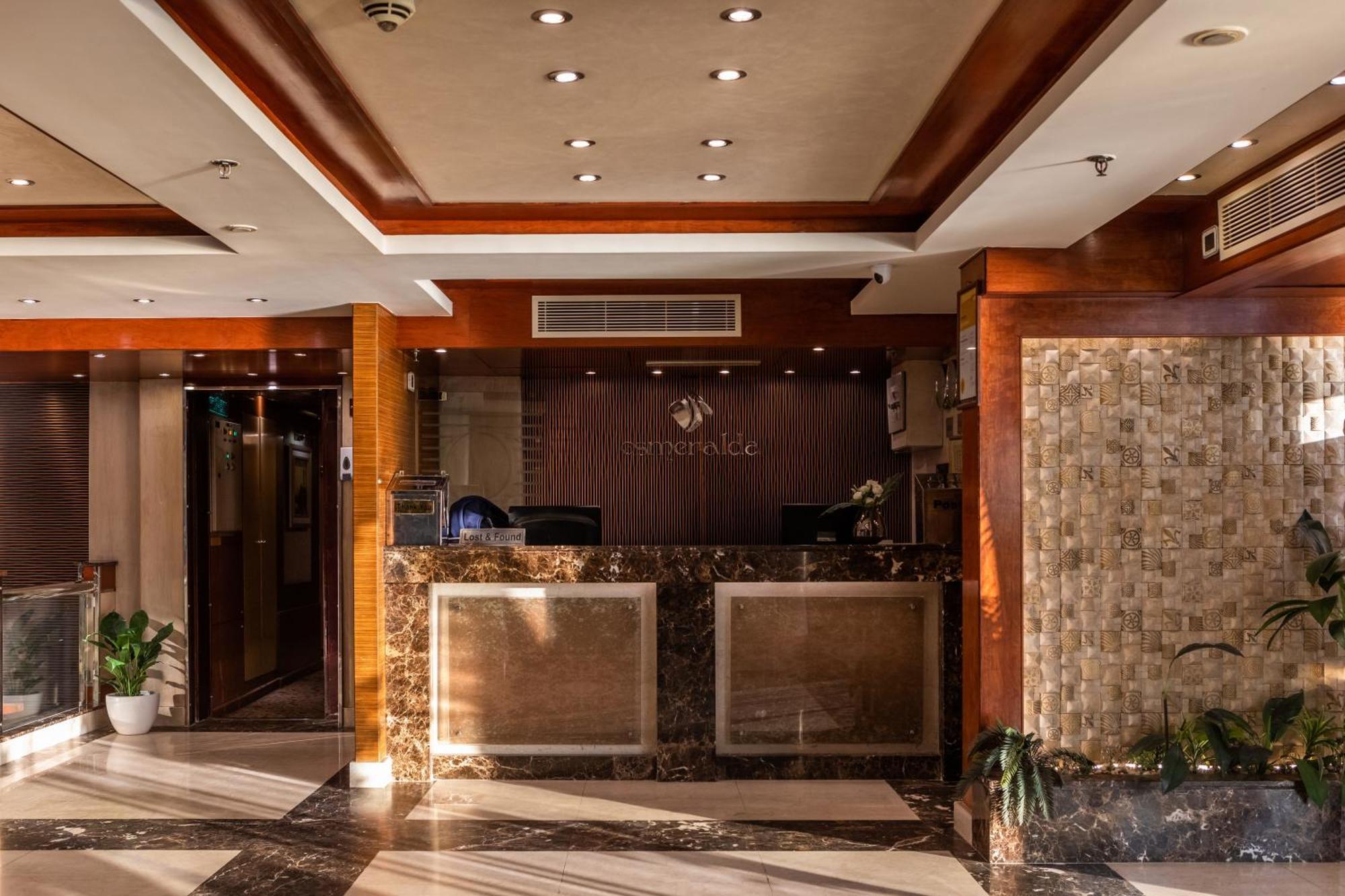 M/S Esmeralda Nile Cruise - 4 Or 7 Nights From Luxor Each Monday And 03 Nights From Aswan Each Friday エクステリア 写真
