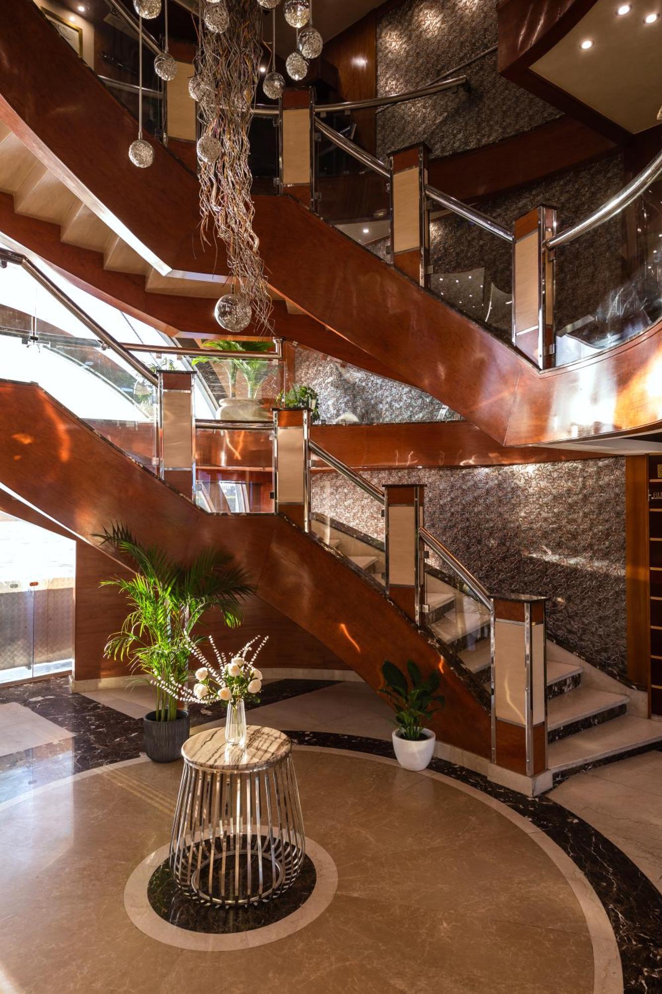 M/S Esmeralda Nile Cruise - 4 Or 7 Nights From Luxor Each Monday And 03 Nights From Aswan Each Friday エクステリア 写真