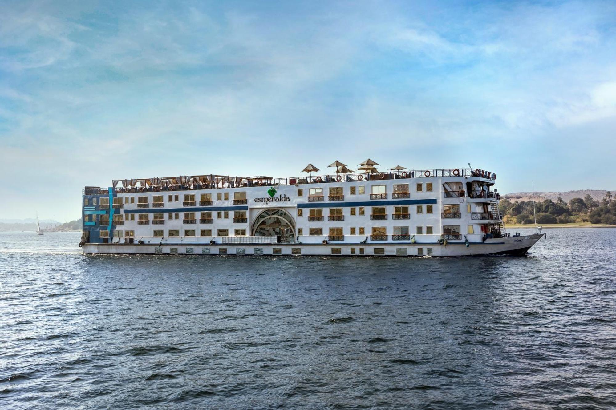 M/S Esmeralda Nile Cruise - 4 Or 7 Nights From Luxor Each Monday And 03 Nights From Aswan Each Friday エクステリア 写真