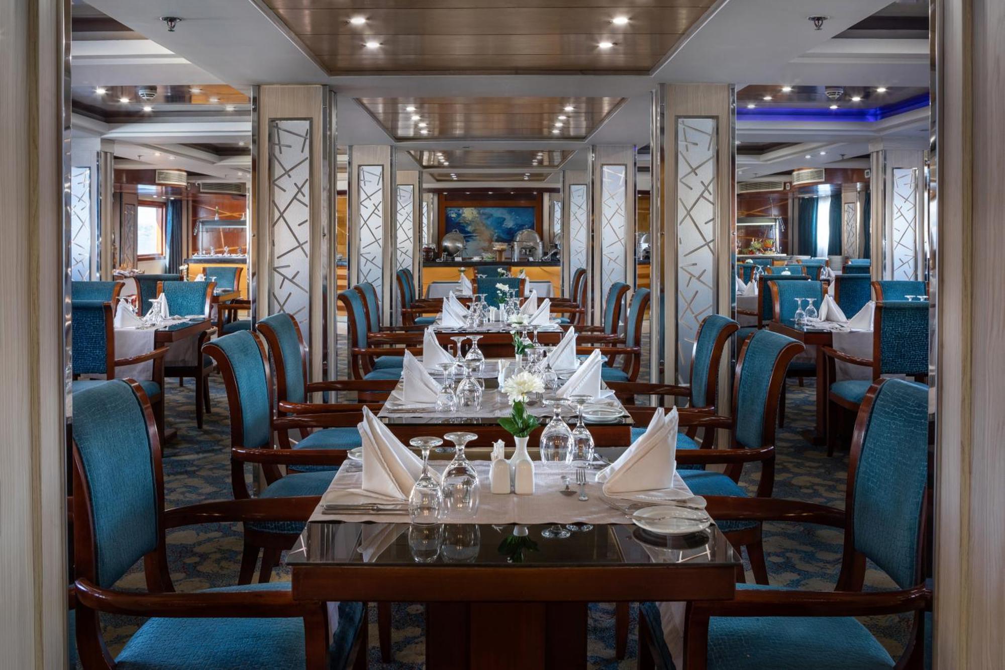 M/S Esmeralda Nile Cruise - 4 Or 7 Nights From Luxor Each Monday And 03 Nights From Aswan Each Friday エクステリア 写真